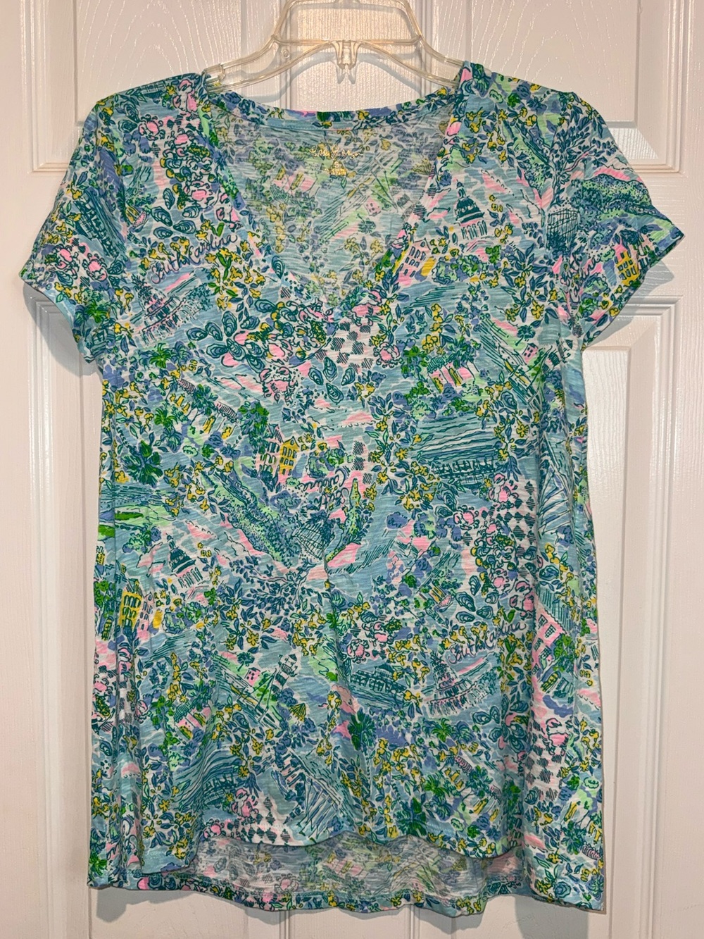 Lilly Pulitzer Aqua Multi Floral V-Neck Short Sleeve Tee. Size S